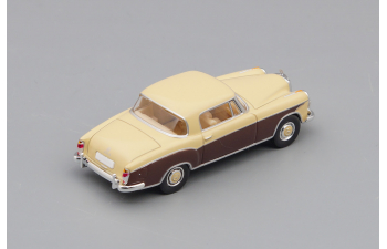 MERCEDES-BENZ 220S, beige