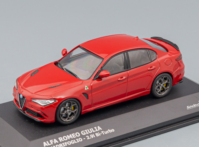 ALFA ROMEO Giulia Quadrifoglio (2019), Red