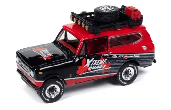 INTERNATIONAL Scout II (1979) с прицепом, красный/черный