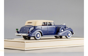 Cadillac V16 Convertible Sedan Fleetwood 1934 (dark blue)