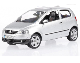 VOLKSWAGEN Fox, серебристый