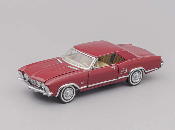 BUICK Riviera 1963, bordeaux