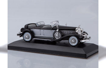 CHRYSLER Imperial Le Baron Phaeton (1933), silver / black