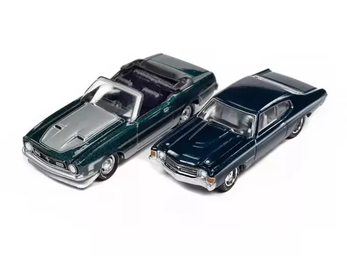 Ford Mustang Convertible(1972), Dark Green Poly/silver, Chevrolet Chevelle SS Heavy Chevrolet, Fathom Blue with Heavy Chevy Emblem & White Side Stripe