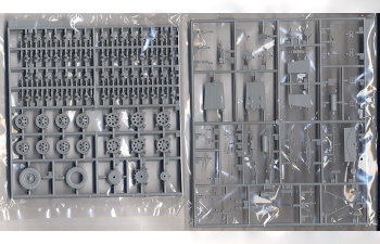 Сборная модель Sd.Kfz. 251/21 Ausf. D "Drilling"