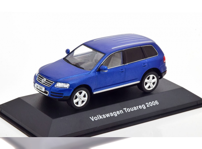 VOLKSWAGEN Touareg (2006), blue metallic