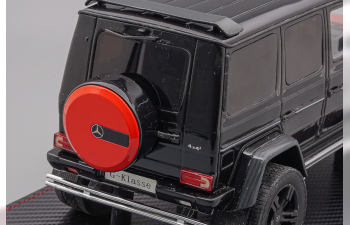 MERCEDES-BENZ G500 4x4, black / red