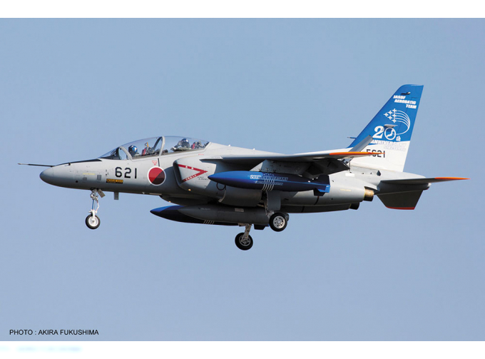 Сборная модель Kawasaki T-4 "11th Sq. Blue Impulse 20th Anniversary"