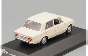 LADA 1200 Sedan (1970), cream