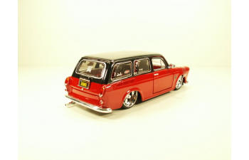 VOLKSWAGEN 1600 Squareback (1967), Custom Shop 1:24, красный