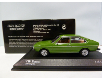 VOLKSWAGEN Passat (1975), green