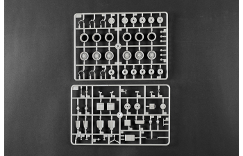 Сборная модель M1078A1P2  2.5 Ton LMTV Cargo Truck