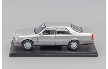 TOYOTA Crown Majesta (1995), silver