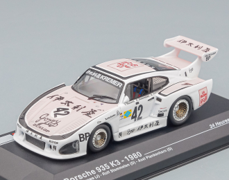 PORSCHE 935 K3 1980, pink / white