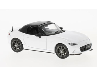 MAZDA Roadster (2015), white/black
