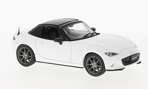 MAZDA Roadster (2015), white/black