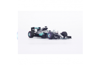 MERCEDES-BENZ F1 W07 Hybrid #44 (Race TBC) Lewis Hamilton