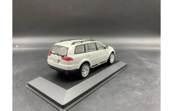 (Уценка!) MITSUBISHI Pajero Sport, pearl white