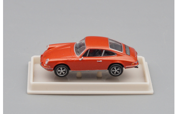 PORSCHE 911, orange