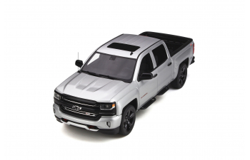 Chevrolet Silverado Redline Edition - 2018 (silver)