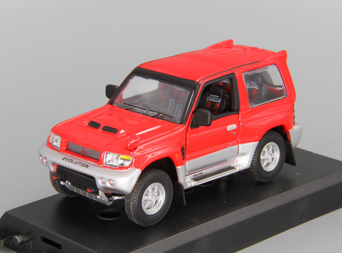 MITSUBISHI Pajero Evolution, red