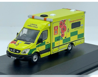 MERCEDES-BENZ Sprinter "London Ambulance Service" День памяти 2021