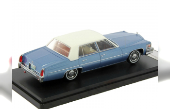 CADILLAC DeVille Sedan (1977), Blue