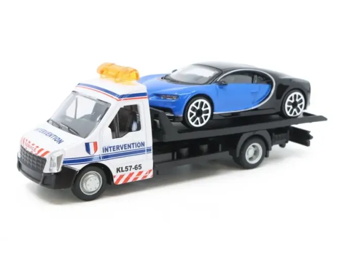 IVECO Daily Transporter + Bugatti Chiron, white
