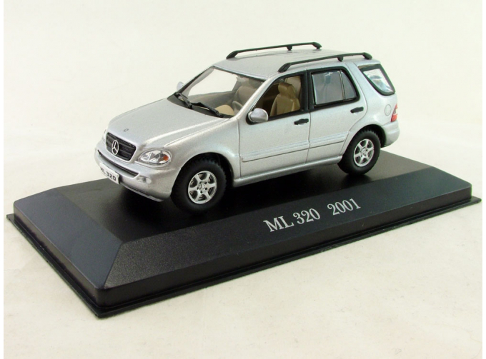 MERCEDES-BENZ ML 320 (2001), Mercedes-Benz Offizielle Modell-Sammlung 64, silver