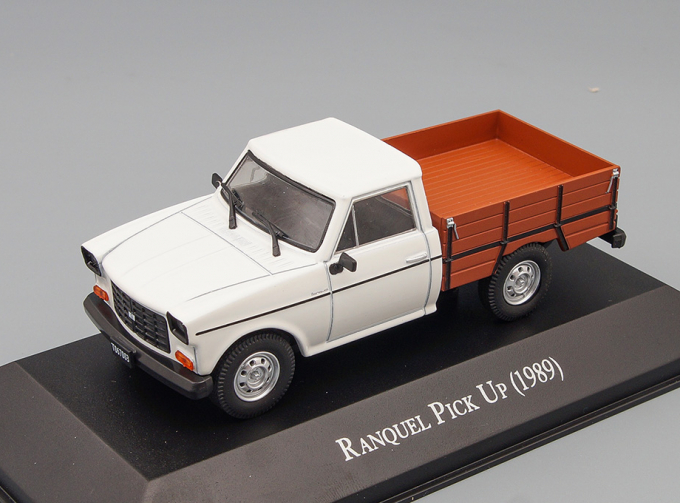 Ranquel Pick-Up 1989 белый с коричневым