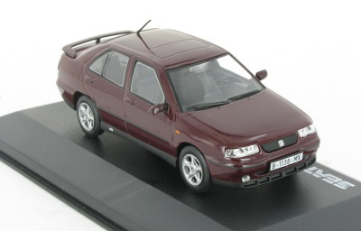 SEAT Toledo ( 1991), серия Seat Classique 10, бордо