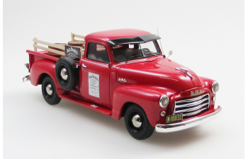 GMC Series 100 5-Window pickup Jack Daniels delivery (1952), red 