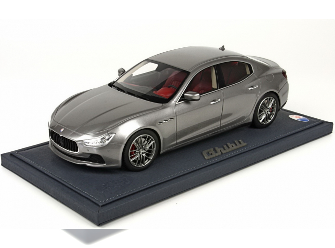 Maserati Ghibli 2013 (silver)