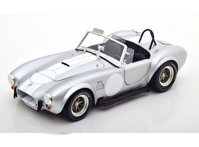 SHELBY Cobra 427 S/C (1962), silber