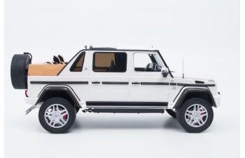 Mercedes-Maybach G650 Landaulet (white)