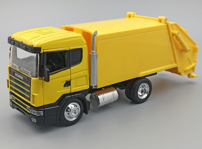 SCANIA R124/400 Garbage Truck, yellow