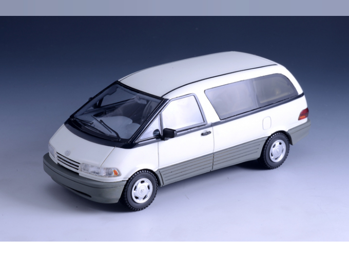 TOYOTA Previa 1994 White