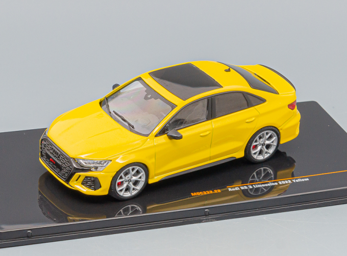 AUDI RS3 Saloon (2022), yellow