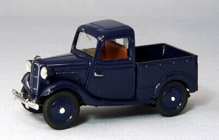 DATSUN 17 Pick up 1938, Dark blue