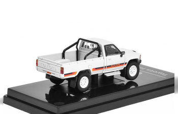 TOYOTA Hilux Pick-up (1984), white 