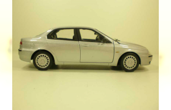 ALFA ROMEO 156, silver