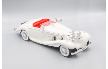 MERCEDES-BENZ 500K, белый, 30 см