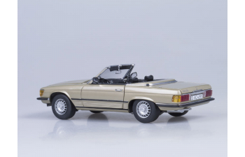 MERCEDES-BENZ 350 SL Open Convertible (1977), metallic gold