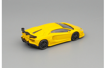 LAMBORGHINI Aventador SVJ (2018), yellow