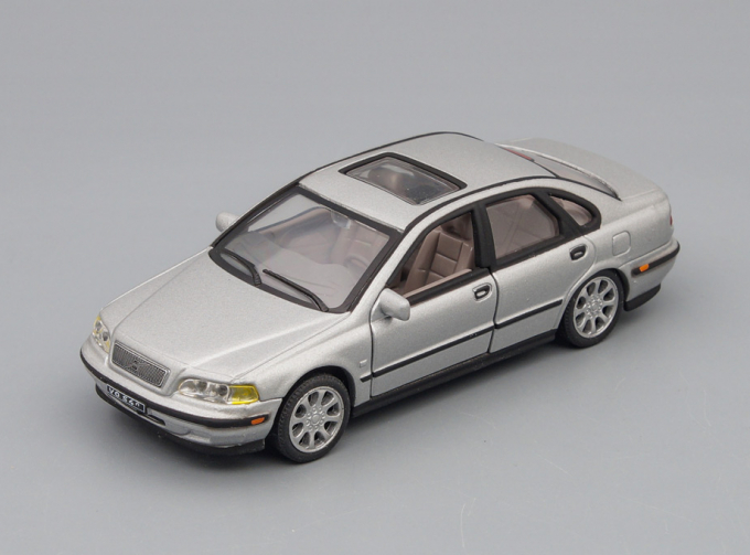 VOLVO S40, silver