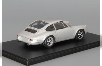 PORSCHE 911R (1967), silver