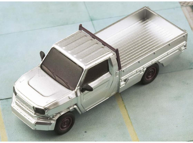 TOYOTA Hilux Pick-up Champ Tamaraw LHD (2025), silver