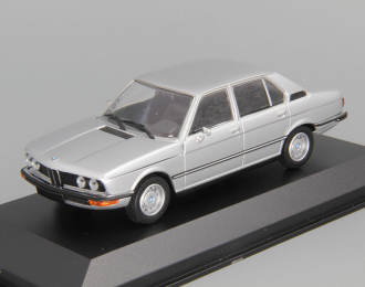 BMW 520 E12 (1972), silver