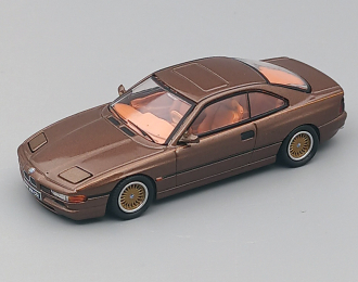 BMW 850 CSi (1992), chocolate