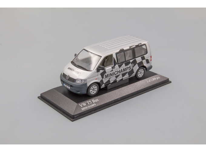 Volkswagen T5 Transporter Bus "Minichamps" 2003, Silver